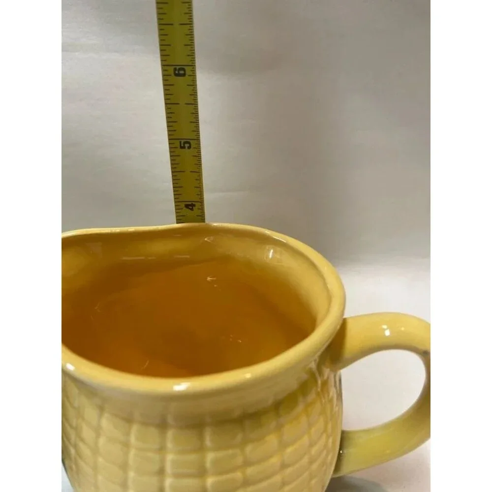 Corn Motif sugar and creamer set some chips